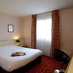 Le Cardinal Centre 3* Rueil-Malmaison