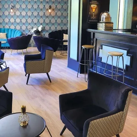 Le Cardinal Centre Hotell 3*