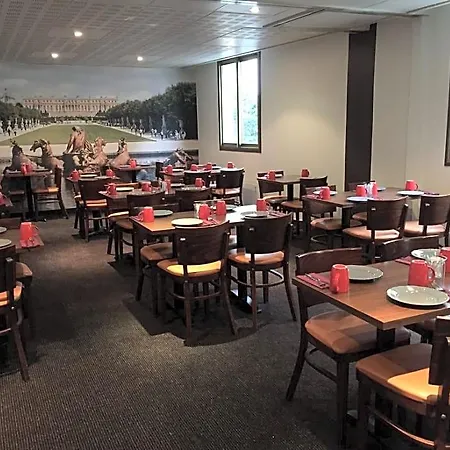 Ξενοδοχείο Le Cardinal Centre 3*