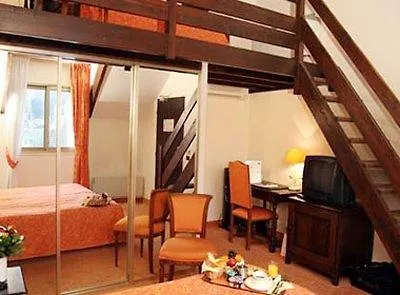 Hotel Le Cardinal Centre 3*