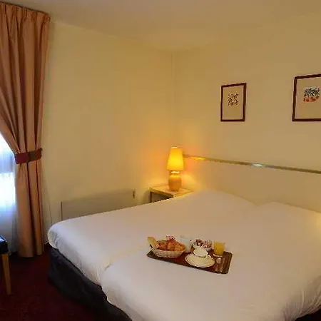 Hotel Le Cardinal Centre Rueil-Malmaison