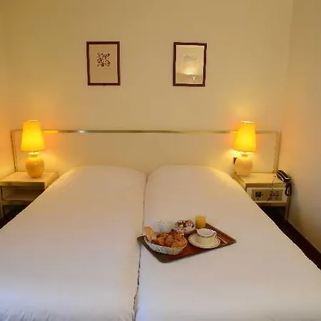 Hotell Le Cardinal Centre