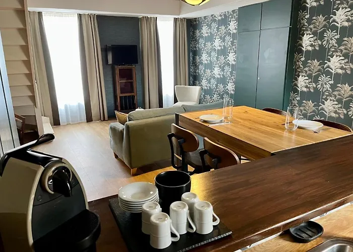 Le Cardinal Centre 3*